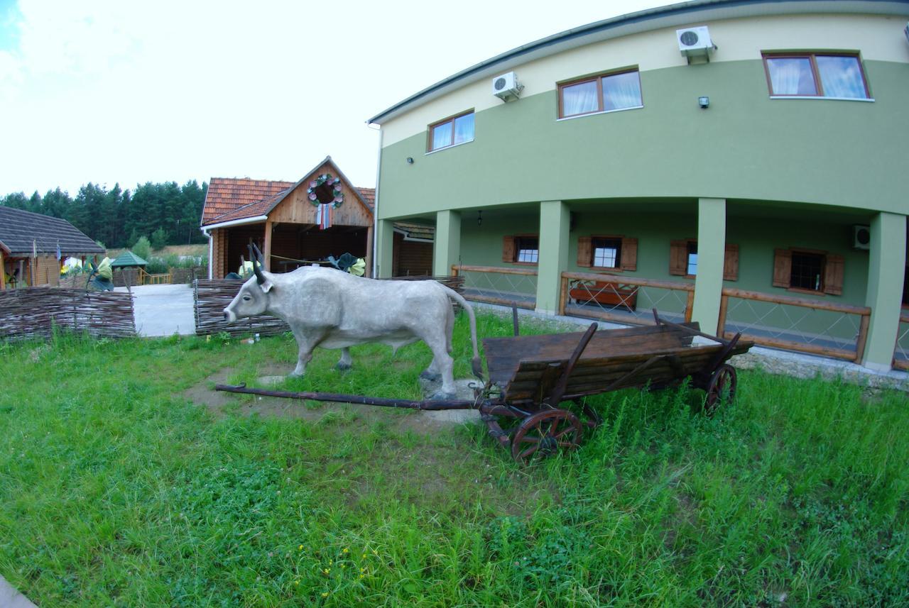 Hotel Mirage Sudovaya Vishnya Exterior foto